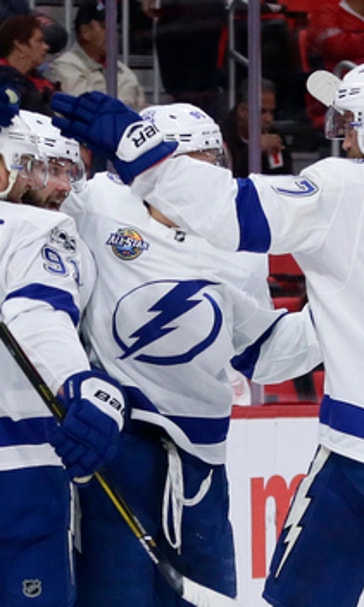Stamkos back, quietly helping Lightning to strong start